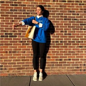 Meet your Posher, Maria